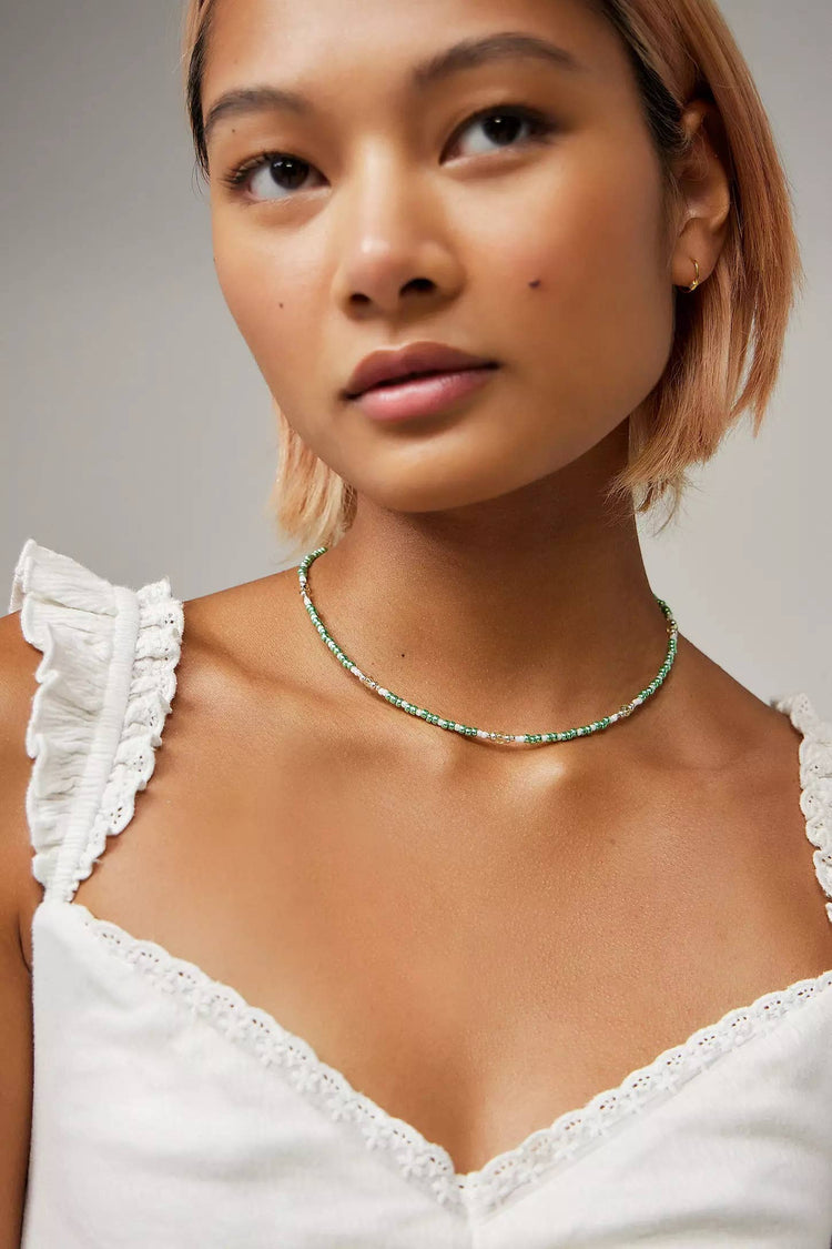Rhimani Green Metallic Beaded Necklace